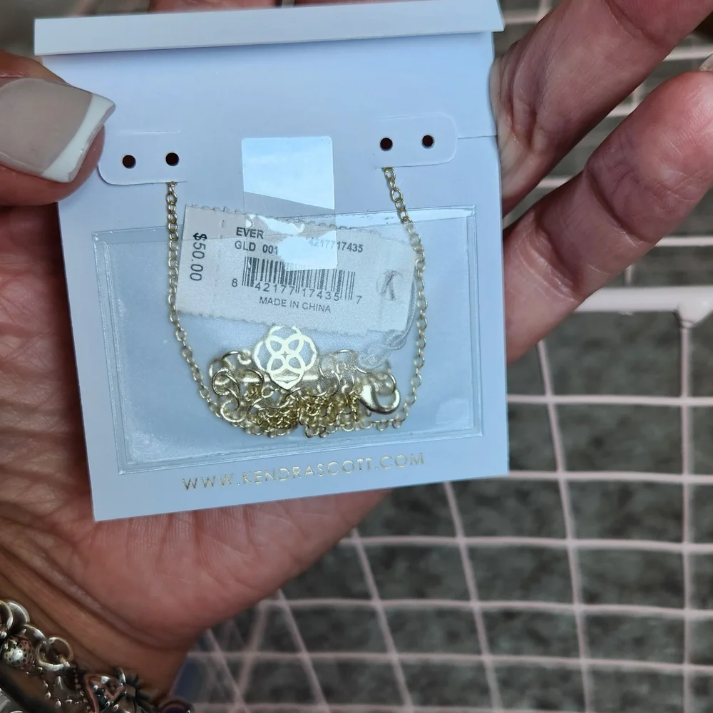 Kendra Scott kendra scott